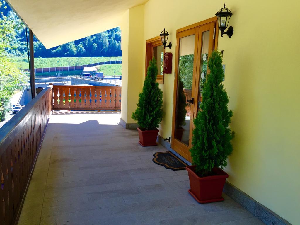 Shatush Hotel Courmayeur Exterior photo