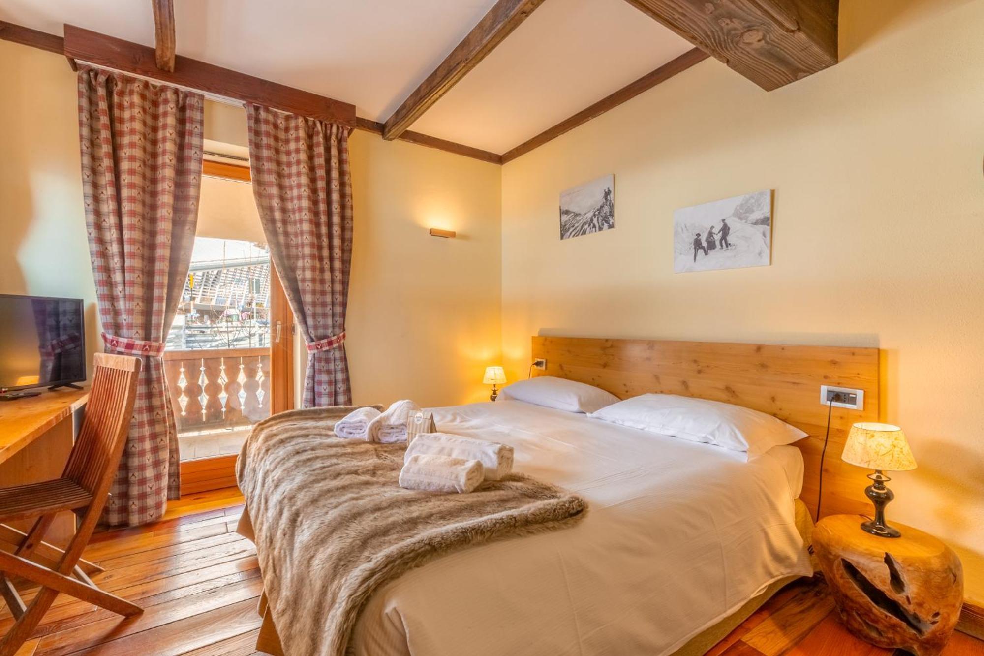 Shatush Hotel Courmayeur Exterior photo